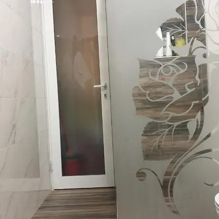 Διαμέρισμα Cozy Nest Ledi