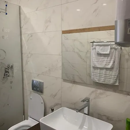 Cozy Nest Ledi Tiran